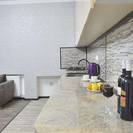 Mtatsmindaze Hotell Tbilisi Eksteriør bilde